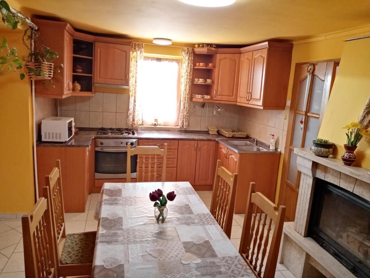 Jazmin-Szieszta Apartmanhaz Balatonfuered Exterior photo